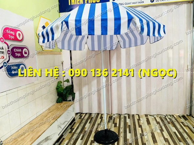 dù bạt che nắng bãi biển