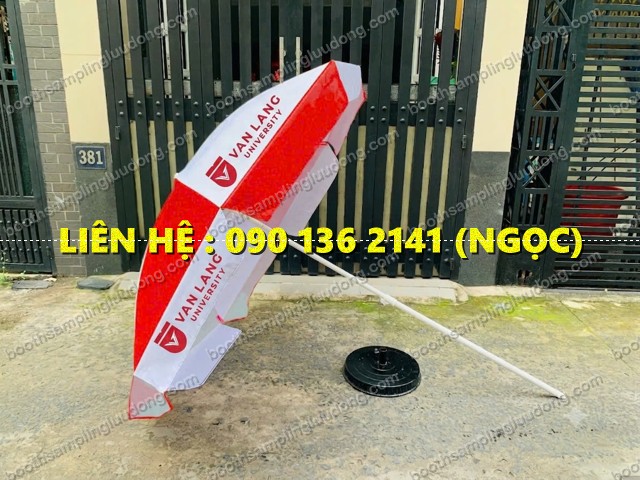 dù che sân nhà hàng