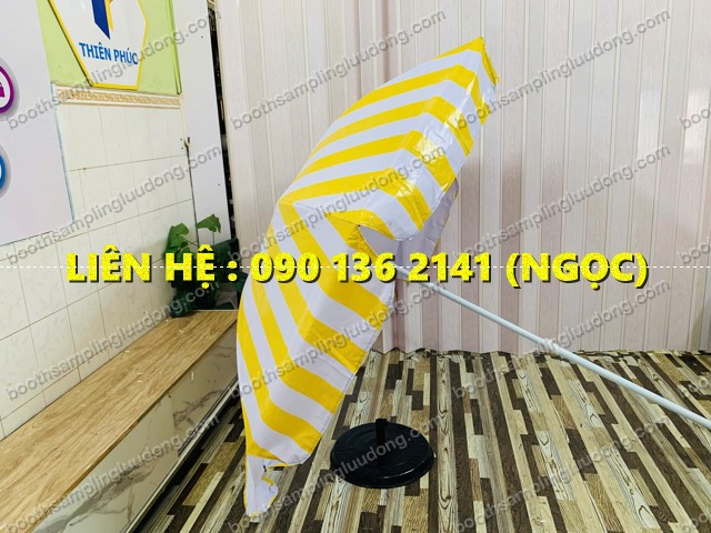 dù chống nắng ngoài trời